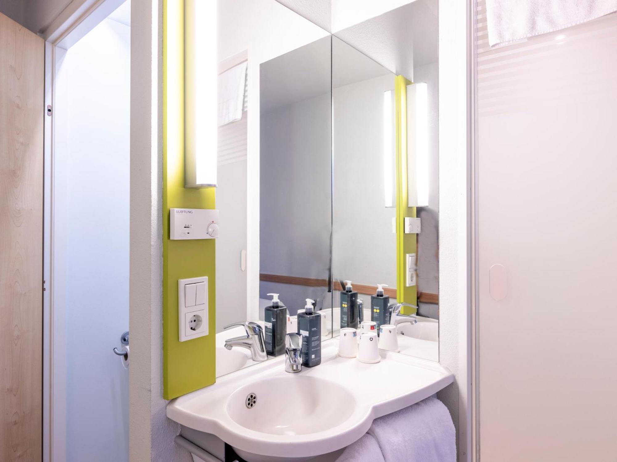 B&B Hotel Willich Kültér fotó